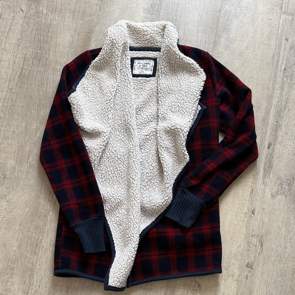 Abercrombie & Fitch Plaid Sherpa-Lined Jacket women’s size medium